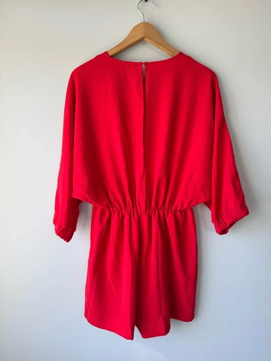 (S) Zara Red flowy Romper dress style v-neck button detail - Picture 6 of 7